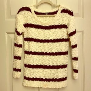 Sweater. White and black. Charlotte Russe. S.